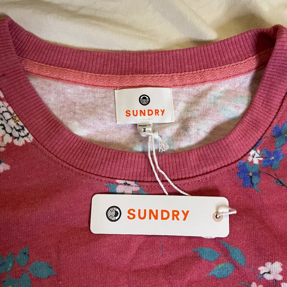 Sundry - Picture 3 of 4